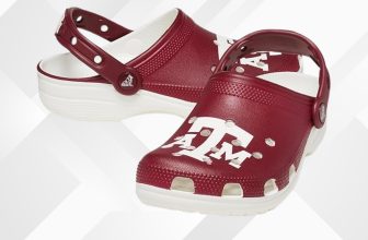 Crocs Unisex-Adult NCAA Colorado Golden Buffaloes Classic Clog